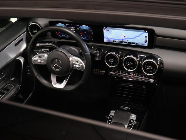 Mercedes-Benz A-KLASSE 200 Advantage AMG [SCHUIFDAK, CAMERA, VOL LEDER, STOELVERWARMING, SPORTSTOELEN, NIEUWSTAAT]
