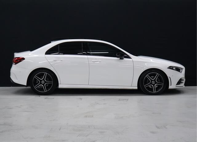 Mercedes-Benz A-KLASSE 200 Advantage AMG [SCHUIFDAK, CAMERA, VOL LEDER, STOELVERWARMING, SPORTSTOELEN, NIEUWSTAAT]