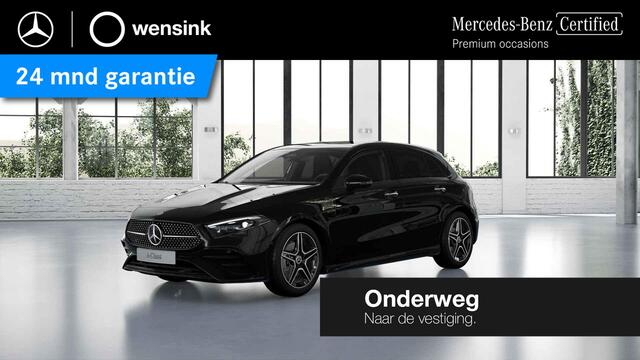 Mercedes-Benz A-KLASSE 180 Business Solution AMG | Panoramadak | Widescreen | Sfeerverlichting | Achteruitrijcamera | Stoelverwarming |