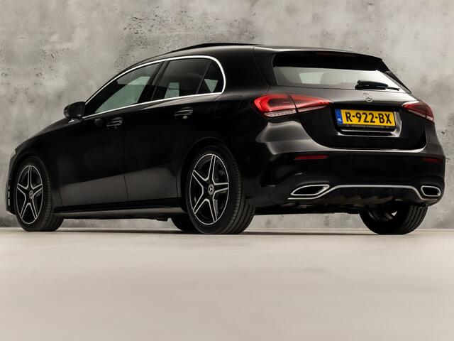 Mercedes-Benz A-KLASSE 180 AMG Sport Automaat (PANORAMADAK, GROOT NAVI, LEDER/ALCANTARA, CAMERA, STOELVERWARMING, SPORTSTOELEN, NIEUWE APK, LANE ASSIST, NIEUWSTAAT)