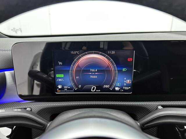 Mercedes-Benz A-KLASSE 250 e Plug In Hybride AMG Line | Stoelverwarming | Cruise Control | Inclusief 24 maanden Mercedes-Benz Certified garantie voor Europa.