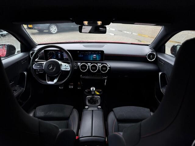 Mercedes-Benz A-KLASSE AMG-LINE CAMERA