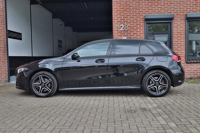 Mercedes-Benz A-KLASSE 250 e Business Solution AMG Limited Stoel verw, Sfeerverlichting, Carplay, Amg line