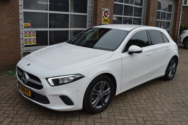 Mercedes-Benz A-KLASSE 200 Bns Sol. AMG, AUTOMAAT| NAVIGATIE| AIRCO/ECC| CRUISECONTROL|
