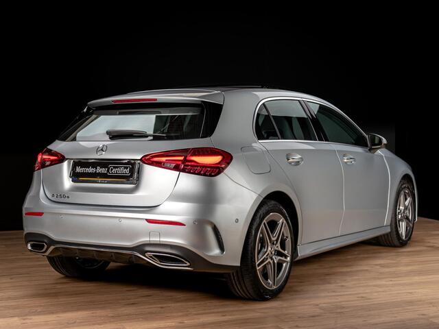 Mercedes-Benz A-KLASSE Hatchback 250 e Business Solution AMG Panorama dak