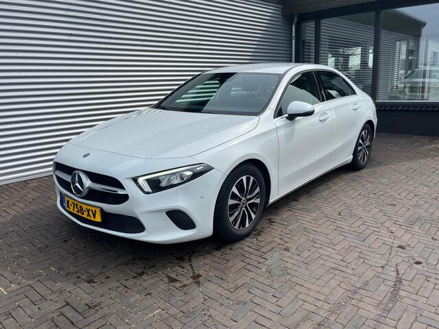 Mercedes-Benz A-KLASSE 180 Business Solution