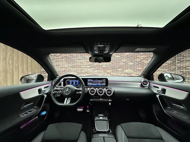 Mercedes-Benz A-KLASSE 250 e Business AMG-pakket | Dak| Trekhaak| Burmester| Memory| BTW|