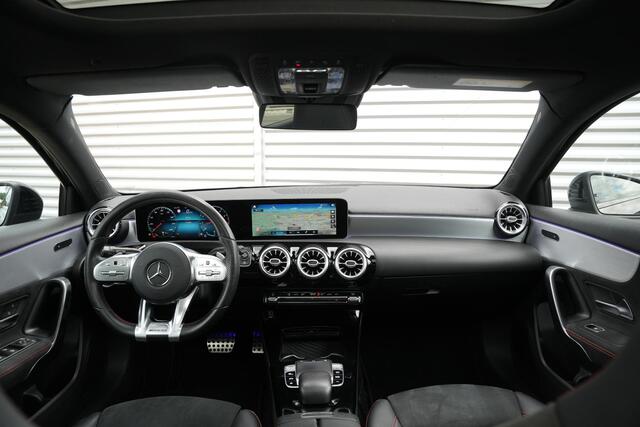 Mercedes-Benz A-KLASSE 220 Premium Plus AMG Panoramadak Widescreen Ambient