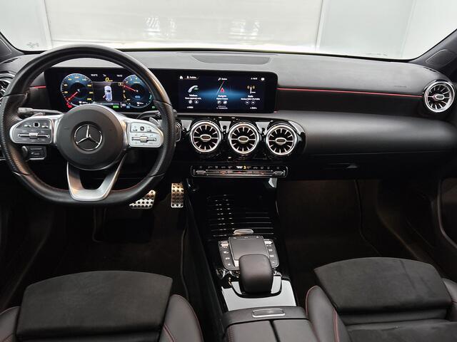 Mercedes-Benz A-KLASSE 250 e Premium Plus AMG Line | Keyless Entry | Stoelverwarming Inclusief 24 maanden MB Certified garantie voor Europa.