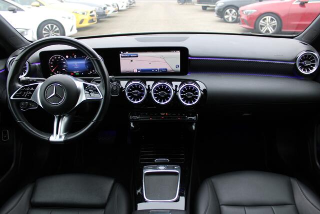 Mercedes-Benz A-KLASSE 250e AUT8 Luxury Line (FACELIFT) LEDER SFEER NAVI TREKHAAK