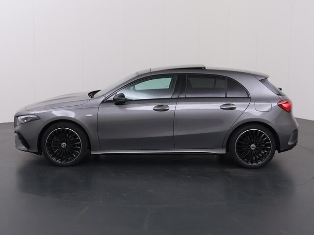 Mercedes-Benz A-KLASSE 250e Business Solution AMG | Panoramaschuifdak | AMG Line Plus | Night | Winterpakket | Trekhaak
