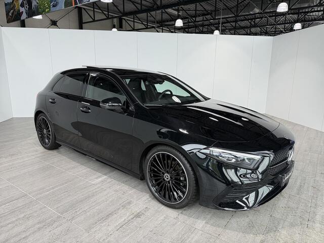 Mercedes-Benz A-KLASSE 180 Business Solution AMG | Panoramaschuifdak | Night | Premium Plus pakket | Dodehoekassistent | Head-up display | 19-inch Zwarte AMG Velgen |