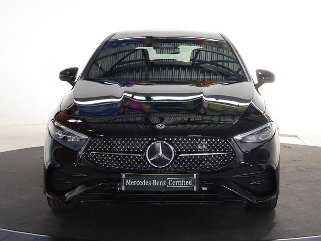 Mercedes-Benz A-KLASSE 250e Business Solution AMG | Panoramaschuifdak | Night | Achteruitrijcamera| Stoelverwarming voor | LED koplampen |