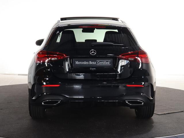 Mercedes-Benz A-KLASSE 250e Business Solution AMG | Panoramaschuifdak | Night | Achteruitrijcamera| Stoelverwarming voor | LED koplampen |