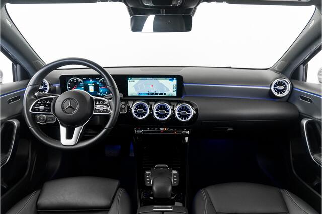 Mercedes-Benz A-KLASSE 180 Business Solution AMG|Widescreen|Ambientlight|Nederlandseauto