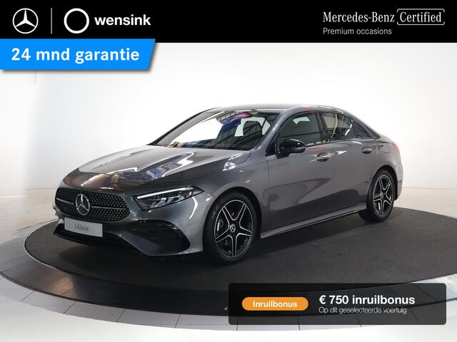 Mercedes-Benz A-KLASSE 180 Star Edition AMG Line | Night | Achteruitrijcamera | Dodehoekassistent |