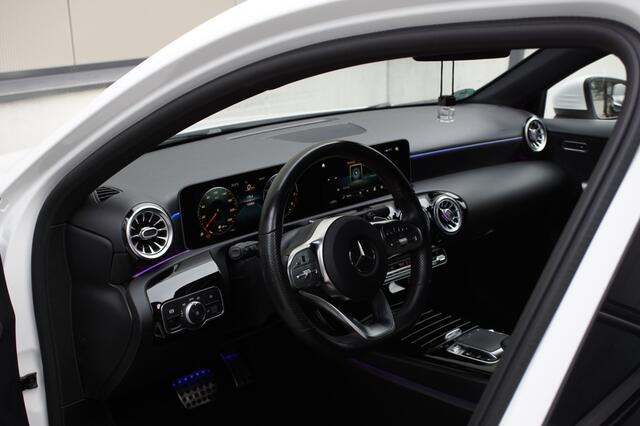 Mercedes-Benz A-KLASSE 200 Bns Sol. AMG Upg