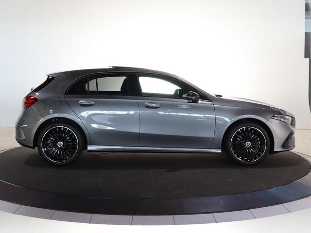Mercedes-Benz A-KLASSE 250e Business Solution AMG | Panoramaschuifdak | Premium Plus | Head-up display | Dodehoekassistent |