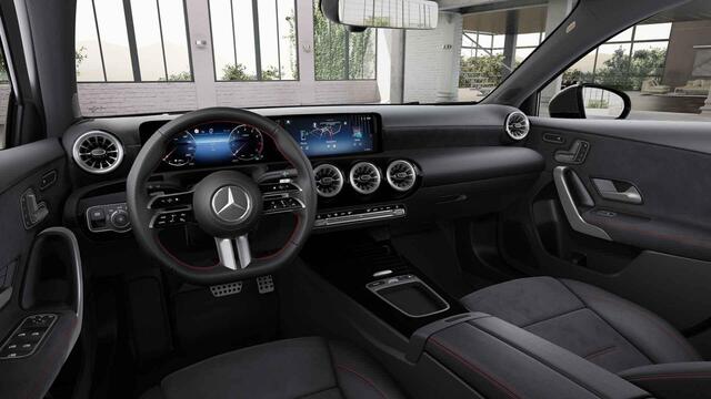 Mercedes-Benz A-KLASSE 180 Business Solution AMG | Premium Plus | Panoramadak | HUD | Stoelverwarming | Parkeercamera | Multibeam LED | Keyless Entry/Go | Apple Carplay/Android Auto |