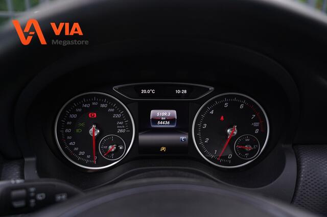 Mercedes-Benz A-KLASSE 200 AMG | PDC | ECC | LED | Halfleer | Camera | Stoelverw. | Cruise |