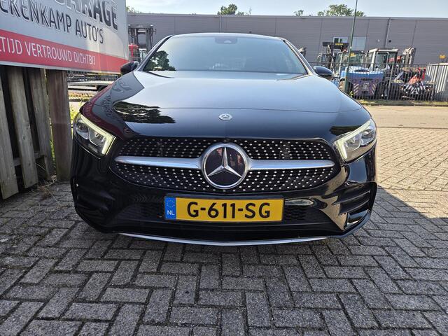Mercedes-Benz A-KLASSE 200 Launch Edition Premium AMG Line 18"/Dodehoek/Keyless/360 camera/Sfeerverlichting/Climate/Apple Carplay & Android Auto