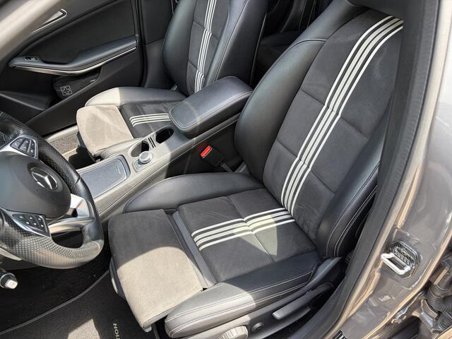 Mercedes-Benz A-KLASSE 200 Motorsport Edition / AUTOMAAT / AMG / PANORAMADAK / NAVI / HARMAN KARDON / 132dkm!