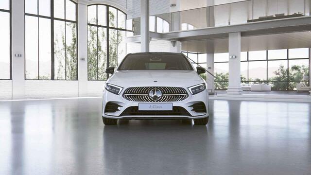 Mercedes-Benz A-KLASSE 180 Business Solution AMG | Night | Panoramadak | Trekhaak | Keyless | Memory | Premium Sound | Multibeam | Widescreen |