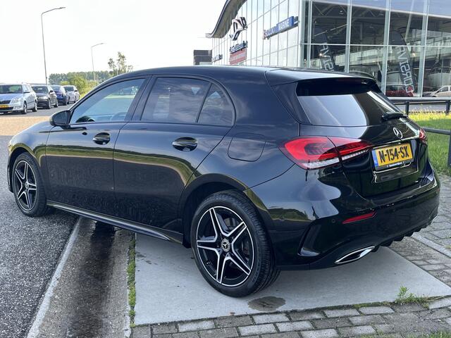 Mercedes-Benz A-KLASSE 250 e Premium Plus AMG Leder bekleding Breedbeeld