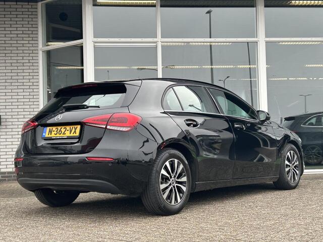 Mercedes-Benz A-KLASSE 180 Business Solution Style