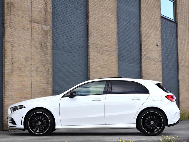 Mercedes-Benz A-KLASSE 250 e AMG Line Pano | Sfeerverlichting | ACC | Night Pack | 19" AMG Zwart