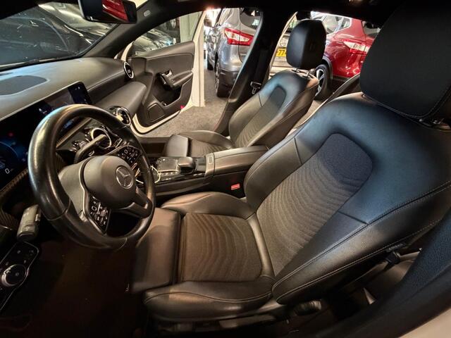 Mercedes-Benz A-KLASSE 180 Bns Solution*Carplay*Camera*Led*Velgen