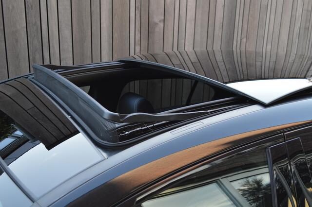 Mercedes-Benz A-KLASSE 250 e AMG Multibeam Panorama Memory Distronic Burmester Camera 360 Head-Up Augmented Pdc