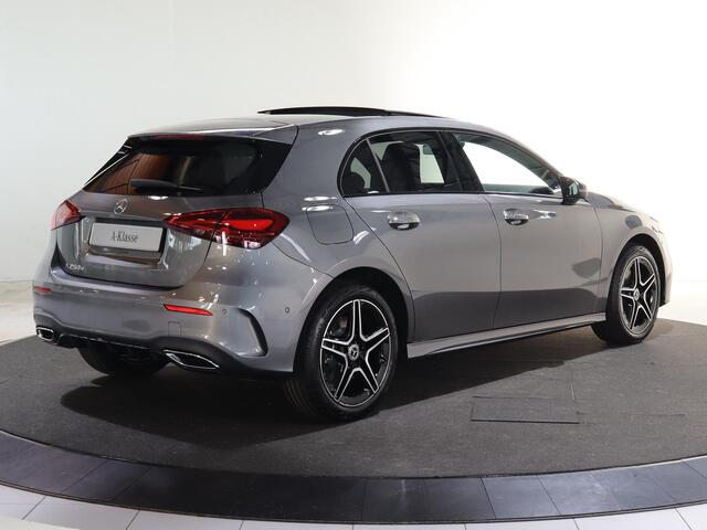 Mercedes-Benz A-KLASSE 250 e Business Solution AMG | Panoramaschuifdak | Stoelverwarming | Achteruitrijcamera | MULTIBEAM LED |