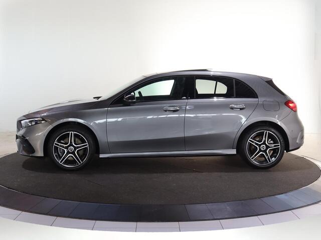 Mercedes-Benz A-KLASSE 250 e Business Solution AMG | Panoramaschuifdak | Stoelverwarming | Achteruitrijcamera | MULTIBEAM LED |