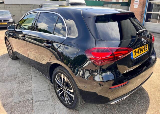 Mercedes-Benz A-KLASSE 250 E BUSINESS LINE PLUG IN HYBRID NAP LOGISCH.