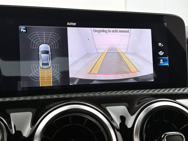 Mercedes-Benz A-KLASSE 180 Style Limousine Automaat | Achteruitrijcamera | Navigatie | Stoelverwarming | Cruise control | Inclusief 24 maanden MB Certified garantie voor Europa.