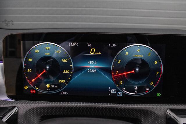 Mercedes-Benz A-KLASSE 180 Edition AMG Line Pano Camera Burmester Stoelverwarming LED