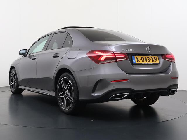Mercedes-Benz A-KLASSE 250 e Business Solution AMG Limited | Pano | AppleCarplay/AndroidAuto | Dodehoekdetectie