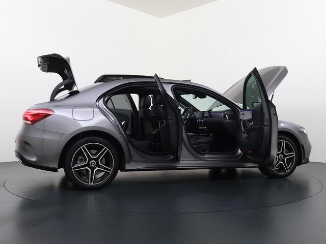 Mercedes-Benz A-KLASSE 250 e Business Solution AMG Limited | Pano | AppleCarplay/AndroidAuto | Dodehoekdetectie