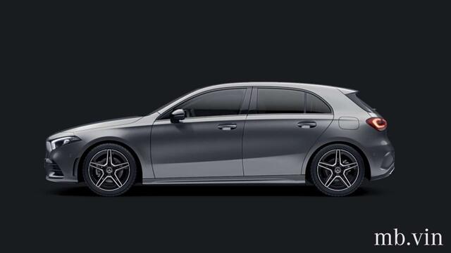 Mercedes-Benz A-KLASSE 180 AMG-Line,Schuifdak,WideScreen,LED,Clima,Stoelverw,Camera,Lane Ass.,