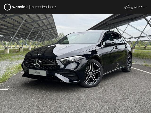 Mercedes-Benz A-KLASSE 250 e Business Solution AMG | Night | Panoramaschuifdak | Stoelverwarming | Sfeerverlichting | Achteruitrijcamera | MULTIBEAM LED |