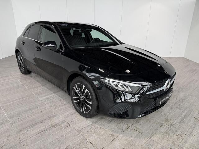 Mercedes-Benz A-KLASSE 250 e Star Edition | Distronic | Apple CarPlay | Achteruitrijcamera | Stoelverwarming |