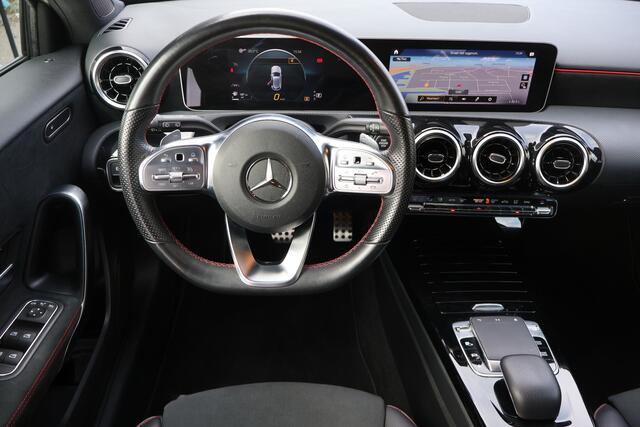 Mercedes-Benz A-KLASSE 180 Business Solution AMG l Automaat l Camera l Tempomaat l Stoelverwarming l Led High Perfromance I Zit comfort pakket l Smartphone integratie pakket l