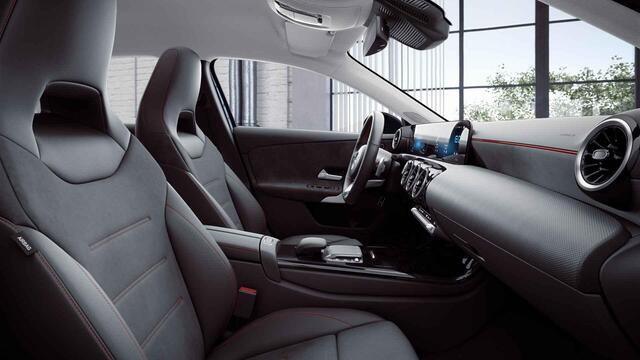 Mercedes-Benz A-KLASSE 250 e AMG Line | Apple carplay | 19 inch | Stoelverwarming |