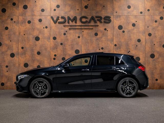Mercedes-Benz A-KLASSE 250 e Star Edition AMG Line | Pano | Keyless | Dodehoekassist. | Achteruitrijcamera |
