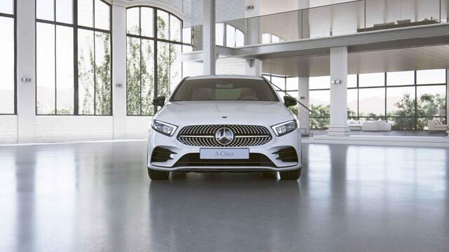Mercedes-Benz A-KLASSE 180 Business Solution AMG | Night | Widescreen | Stoelverwarming | Achteruitrijcamera | Sfeerverlichting |