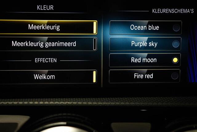 Mercedes-Benz A-KLASSE 200 Business Solution AMG | PANORAMADAK | SFEERVERLICHTING | HALF LEDER | STOELVERWARMING | CAMERA