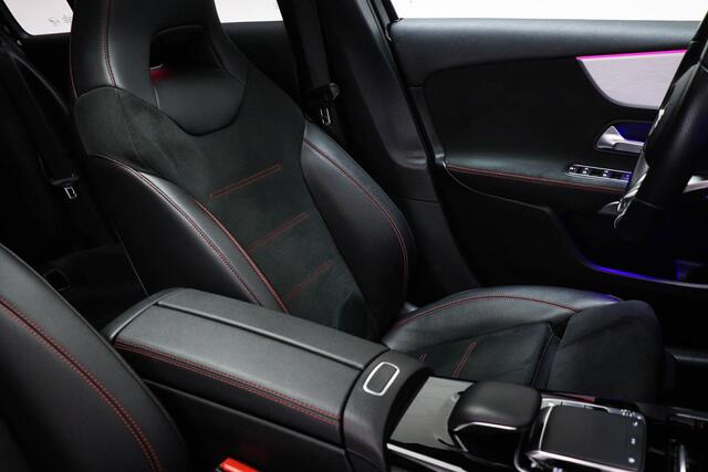 Mercedes-Benz A-KLASSE 200 Business Solution AMG | PANORAMADAK | SFEERVERLICHTING | HALF LEDER | STOELVERWARMING | CAMERA