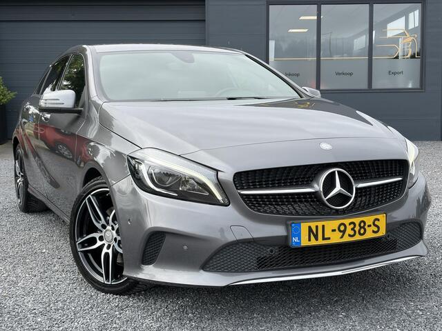 Mercedes-Benz A-KLASSE 180 Business Solution 2e Eigenaar,Dealer Onderhouden,Camera,Carplay,Stoelverw,123pk,Halfleder,Airco,Cruise,Lm velgen,Pdc V+A,6 Bak,N.A.P,Apk tot 03-2027
