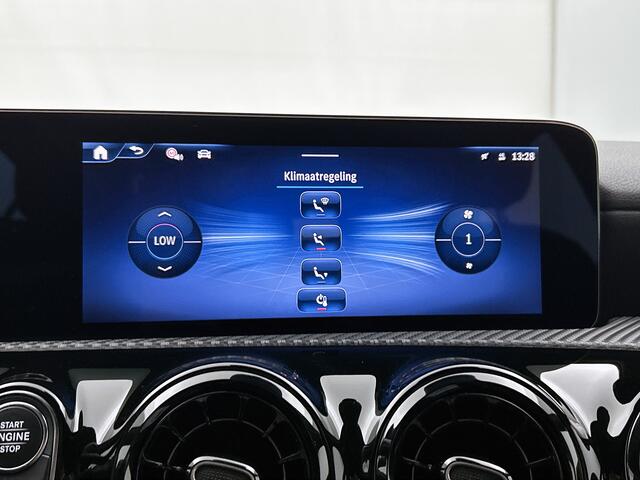 Mercedes-Benz A-KLASSE 180 Star Edition Led Koplampen | Parkeerpakket met achteruitrijcamera | Dodehoekassistent | Elektrisch inklapbare buitenspiegels. Inclusief 24 maanden Mercedes-Benz Certified garantie voor Europa.